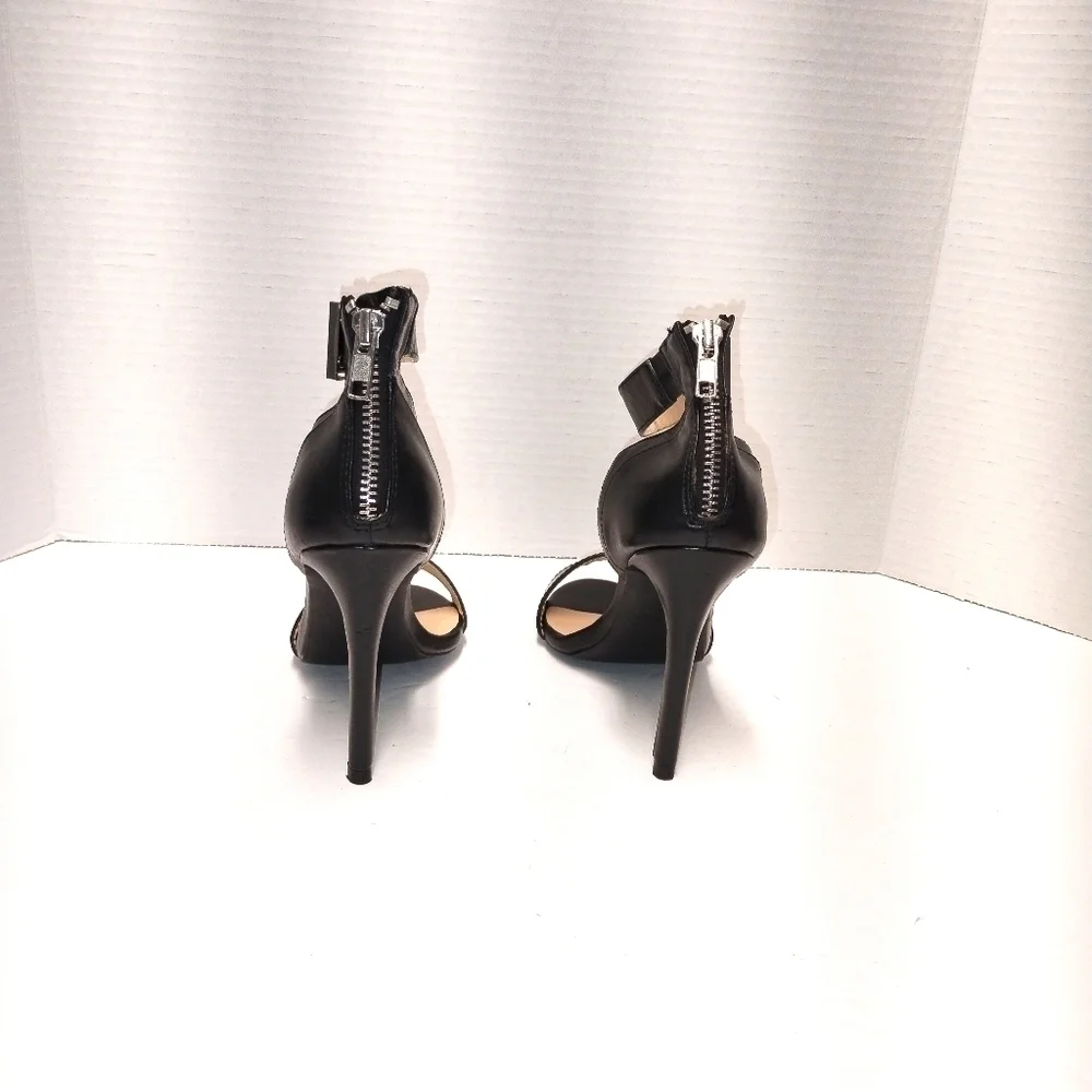 Stevens Madden ankle straps stiletto black sandals Size: 6